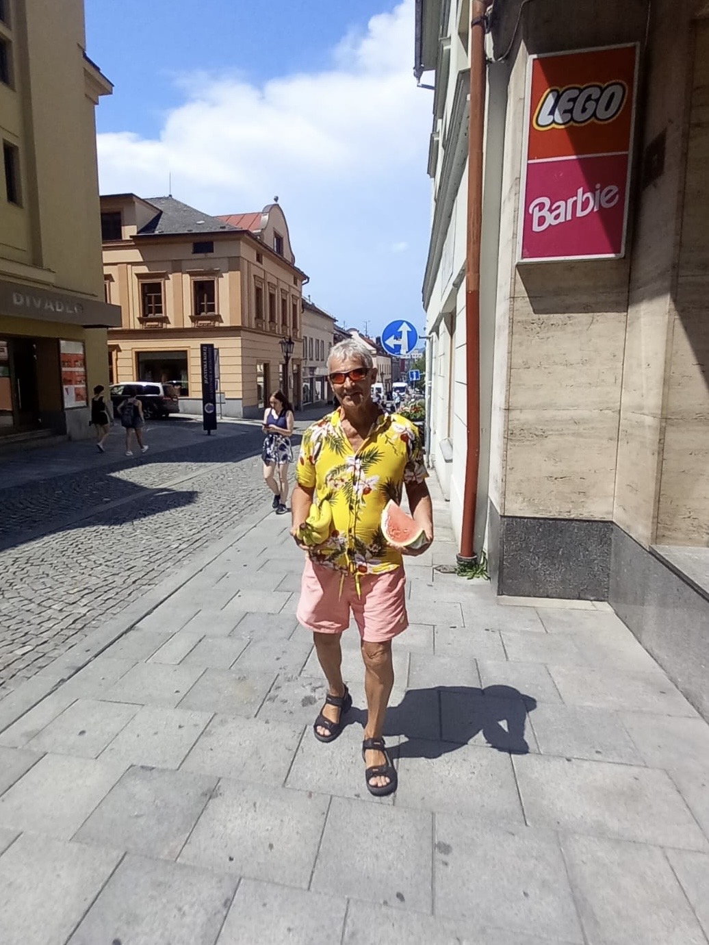887d442a-5e51-4bc6-8791-d82ca9910242.jpeg